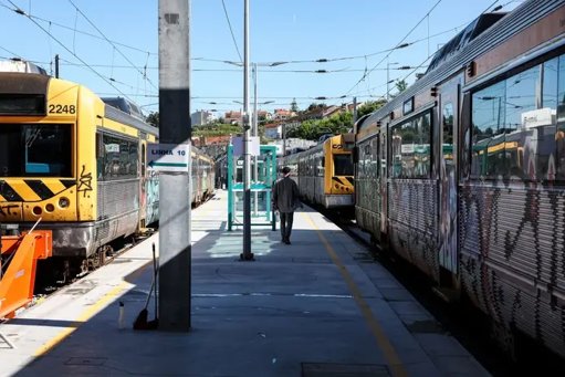 Atraso no concurso para 117 comboios da CP resulta em perda de 191 milhões de euros