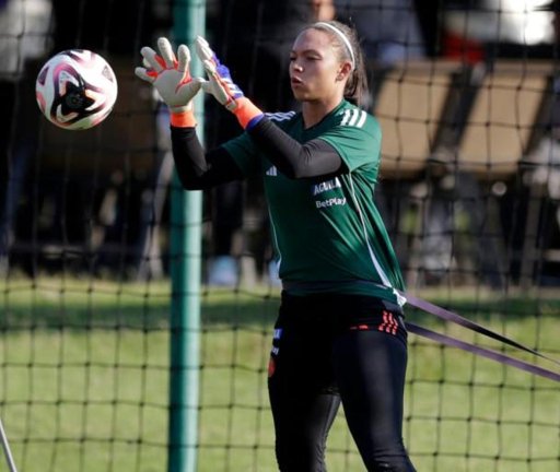 Luisa Agudelo: La Muralla de 18 Años que Resguarda el Sueño del Deportivo Cali