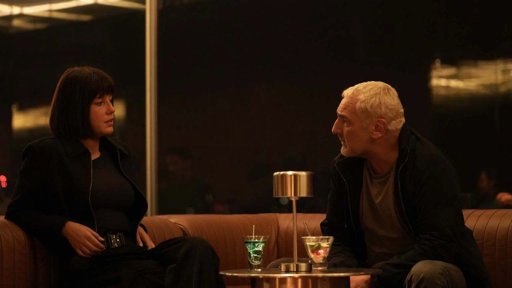 "Chien 51" : Cédric Jimenez Plonge Gilles Lellouche et Adèle Exarchopoulos dans un Paris Futuriste