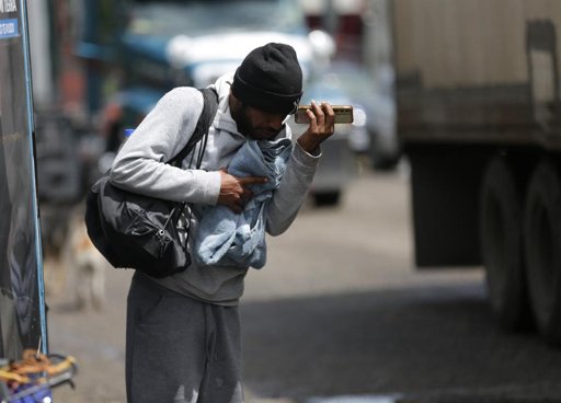 Gobierno de Trump cancela programas de reunificación familiar para siete países latinoamericanos