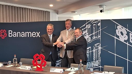 El empresario Fernando Chico Pardo adquiere el 25% de Banamex; Sheinbaum celebra la noticia