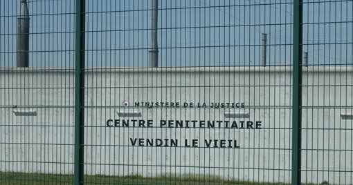 La permission de sortie d'un baron de la drogue suscite une vive polémique