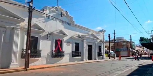 Ataque armado contra el palacio municipal de Zinapécuaro, Michoacán