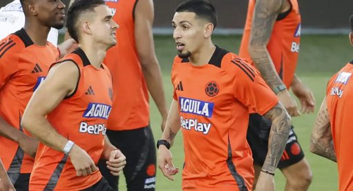 Daniel Muñoz, operado con éxito, apunta a un regreso en enero de 2026