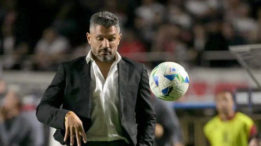 Atlético Nacional despide a su técnico Javier Gandolfi en medio de una crisis de resultados