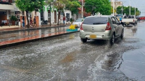 Ideam emite Alerta Naranja en Santa Marta por fuertes lluvias y riesgo de deslizamientos
