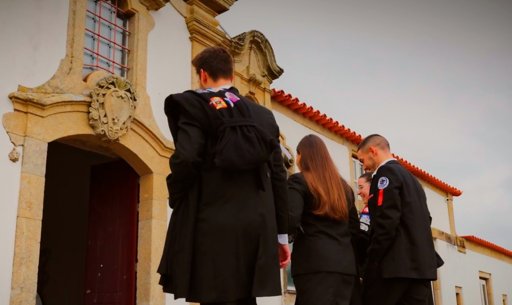 Municípios reforçam apoio a estudantes do ensino superior com bolsas de estudo