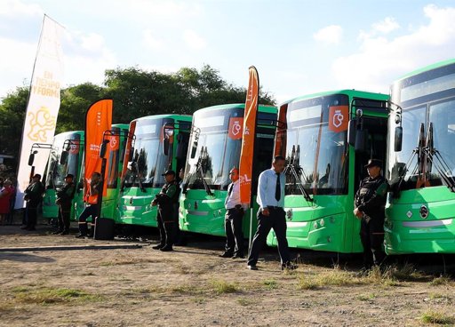 Estado entrega 20 nuevos camiones ecológicos para la Ruta 20 en Santa Catarina