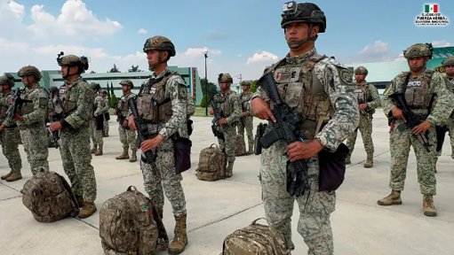 Aprueban nueva Ley de la Armada; oposición acusa mayor militarización