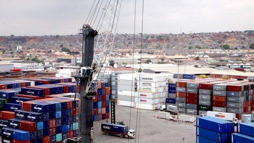 Comércio lusófono com a China recua 7,5%, com exportações a caírem 12,6% até julho