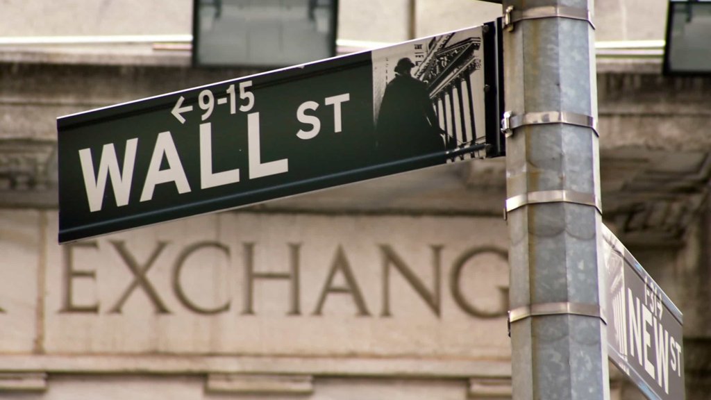 Wall Street Atinge Novos Recordes com S&P 500 e Nasdaq em Alta