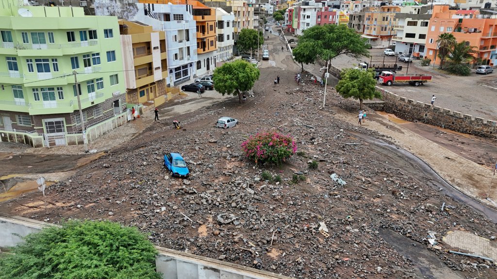 Tempestade Mortal em Cabo Verde Deixa Rasto de Destruição