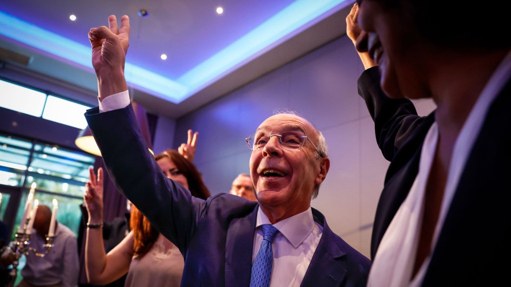 Luís Marques Mendes marca posição na Universidade de Verão do PSD