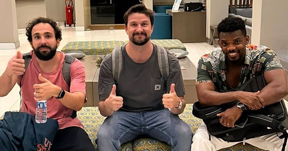 Humoristas Portugueses e Brasileiro Retidos em Moçambique