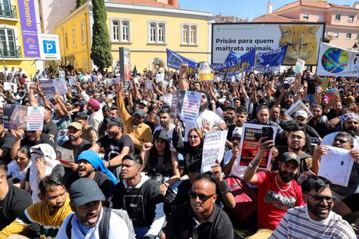 Milhares de Imigrantes Manifestam-se em Lisboa por Direitos e Regularização