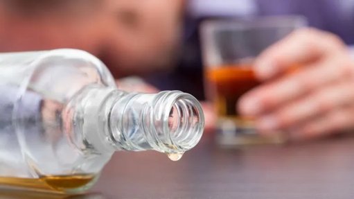 Tragedia en Barranquilla: Mueren al menos 13 personas por consumo de licor adulterado