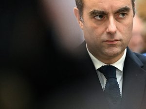 La menace d'une nouvelle démission de Sébastien Lecornu