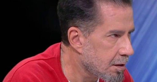 "Irritações" aborda tendências culturais e frustrações do quotidiano