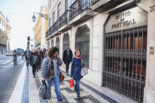 Crédito ao Consumo Acelera com Aumento de 9,9% em Setembro