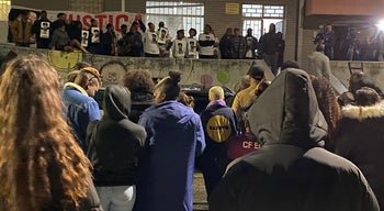 Polícia alega legítima defesa no início do julgamento pela morte de Odair Moniz