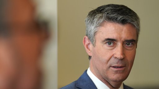 PS formaliza apoio a António José Seguro para as Presidenciais