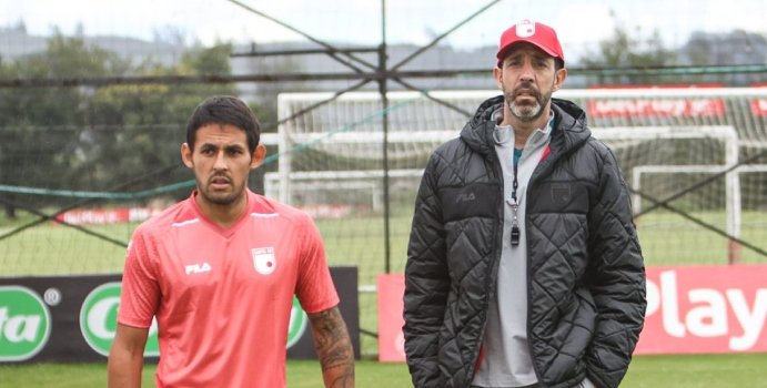 Lesión de Hugo Rodallega obliga a Santa Fe a buscar soluciones en el ataque