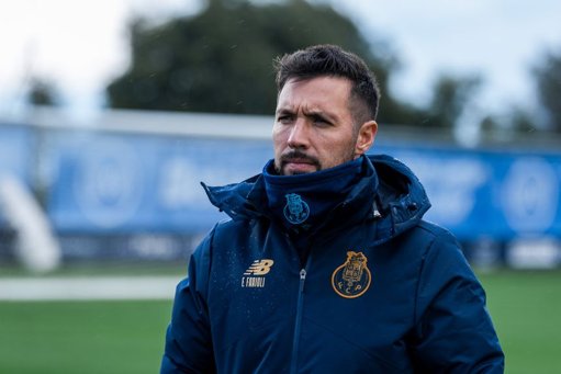 FC Porto recupera Froholdt e Bednarek para a fase decisiva da época