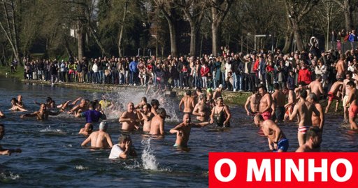 Mergulho de Ano Novo no Rio Cávado mantém-se como tradição em Prado