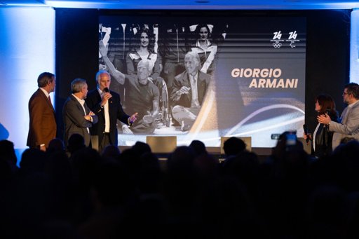 Grupo Giorgio Armani define su futuro con nuevo CEO y un plan de venta