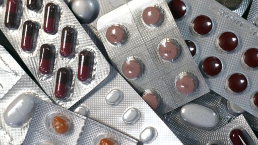 Acordo entre Pfizer e Casa Branca agita setor farmacêutico face a novas tarifas dos EUA