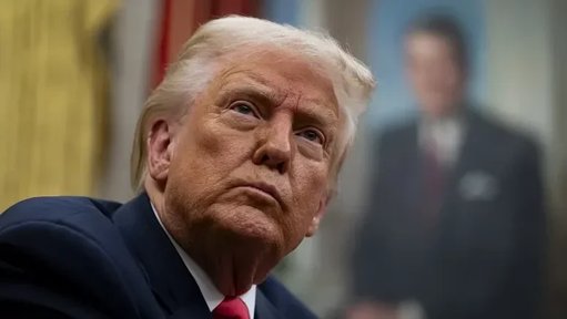 Confrontos de Trump com a Imprensa Intensificam-se