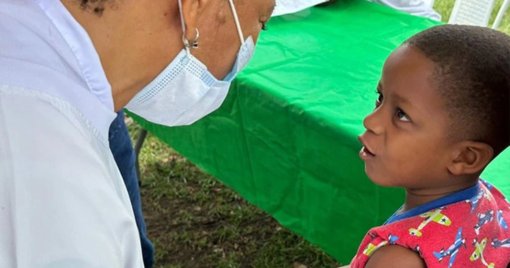 Alerta sanitaria en Palmira por aplicación de falsas vacunas homeopáticas a menores