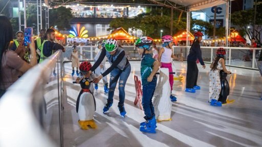 Pereira inaugura pista de patinaje gratuita como parte de su 'Navidad Mágica'