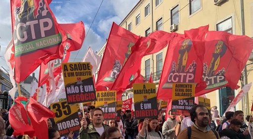 Centrais Sindicais Ameaçam Greve Geral Contra Reforma Laboral