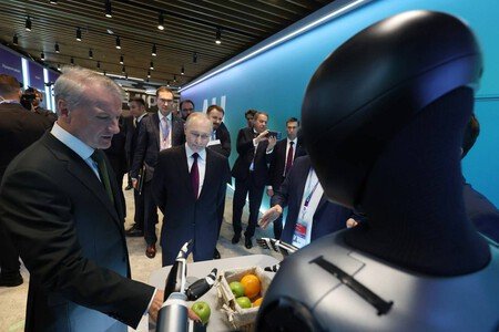 Rusia Exhibe sus Avances en Robótica Humanoide con Presentaciones de Alto Perfil
