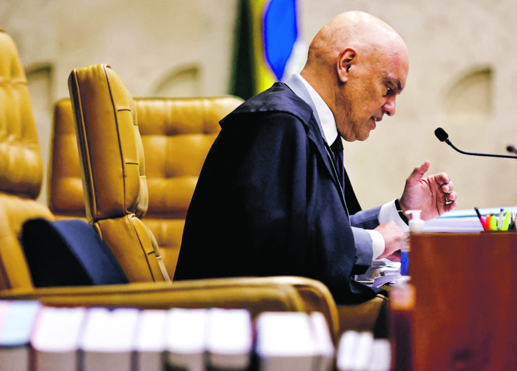 Trump Impõe Tarifas ao Brasil em Defesa de Bolsonaro