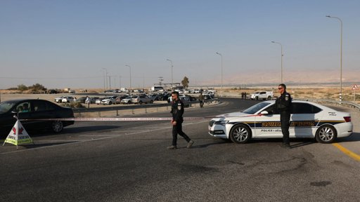 Ataque Mortal em Posto Fronteiriço Leva Israel a Encerrar Passagens com a Jordânia