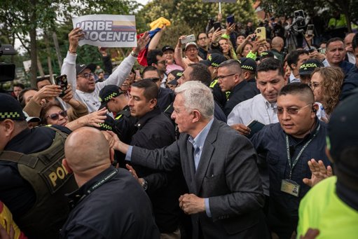 Corte Suprema ratifica libertad del expresidente Álvaro Uribe