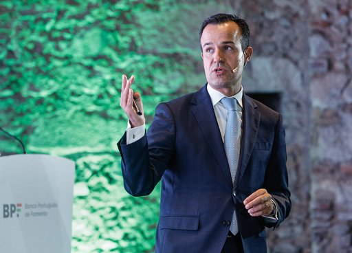 Atividade do Banco de Fomento dispara com crédito garantido a superar 5,15 mil milhões de euros