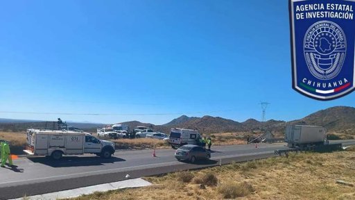 Mueren seis migrantes en volcadura de tráiler en Chihuahua; viajaban ocultos entre carga de acero