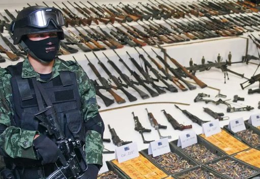 Detienen a exfuncionario de aduanas por su implicación en el operativo ‘Rápido y Furioso’