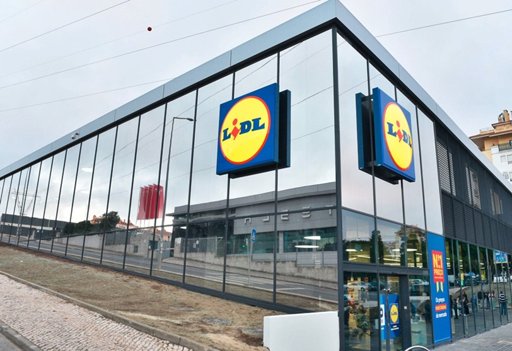 Programa "Realimenta" do Lidl Reforça Apoio Social em Massamá