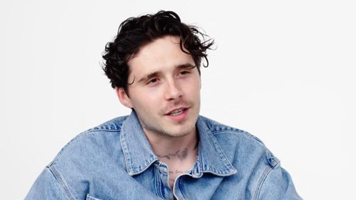 Guerre des Beckham : Brooklyn exige que toute communication avec ses parents passe par des avocats