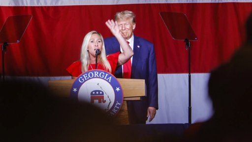 Trump Promulga Lei para Divulgação de Ficheiros do Caso Epstein Após Pressão Política