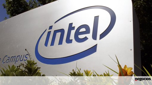 Governo dos EUA Adquire 10% da Intel para Reforçar Produção Nacional de Semicondutores