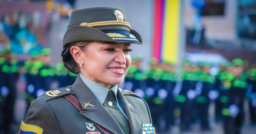 Coronel Rocío Melo Puerto asume como nueva comandante de la Policía de Caldas en ceremonia en Manizales