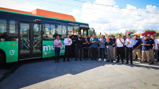 Autoridades impulsan la modernización del transporte público con nuevas unidades y servicios de Metro