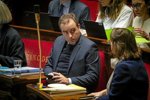 Le vote crucial du budget de la Sécurité sociale s'annonce périlleux pour le gouvernement