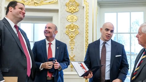 Crisis diplomática por imagen de Petro y Maduro como prisioneros en documento de la Casa Blanca