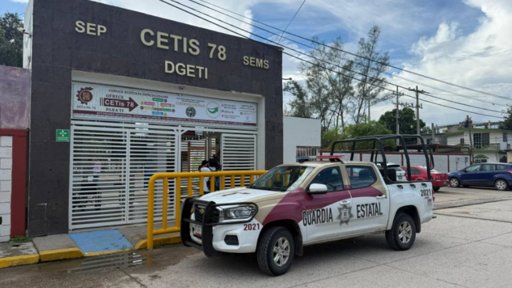 Alumnos agreden a director del CETis 78 de Altamira durante protesta por presunto acoso